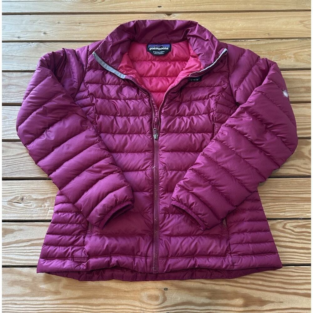 Patagonia Puffer Jacket Coat Size Small Women’s Fuchsia Full Zip Down Damaged